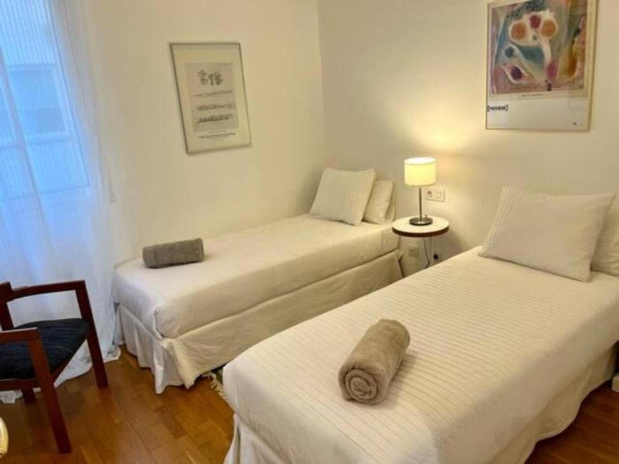 Con 2 Dormitorios, Elegante Y Centrico En Rambla Catalunya - Es-341-2 Apartment