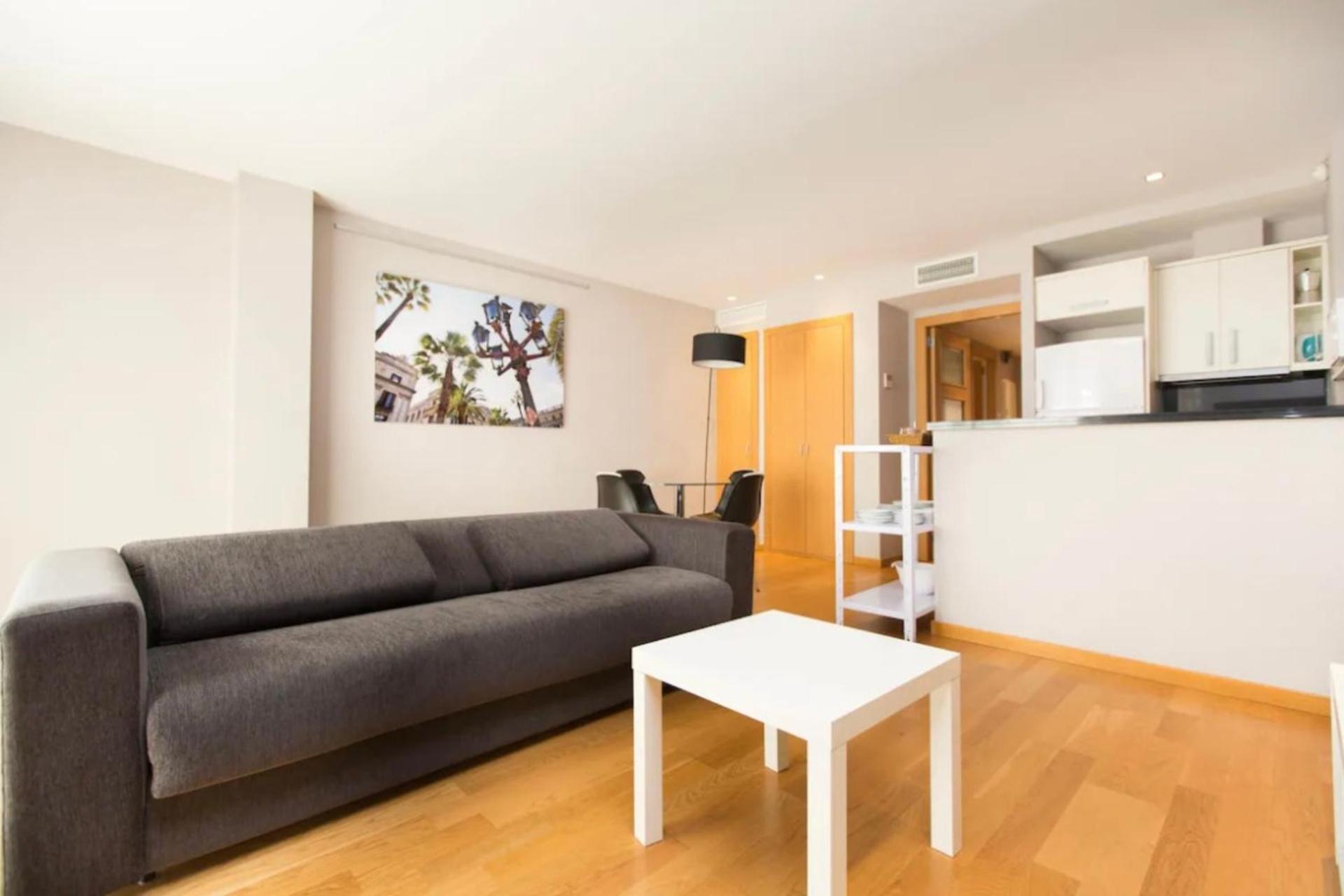 Amoblados Espana Aparthotel