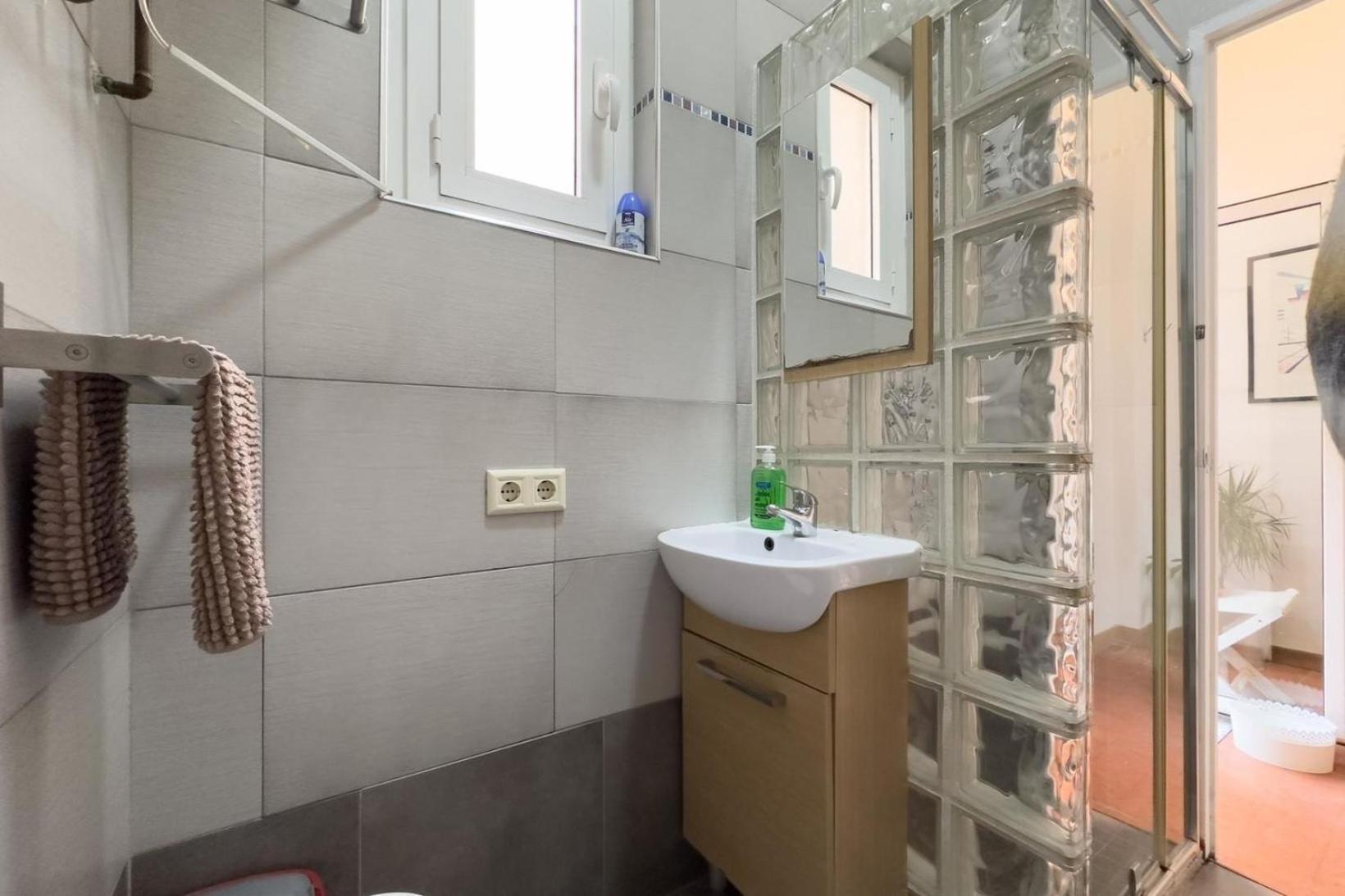 Fuer 4 Personen Ca 70 Qm In Barcelona-gracia, Costa Brava Costa Del Maresme Barcelona