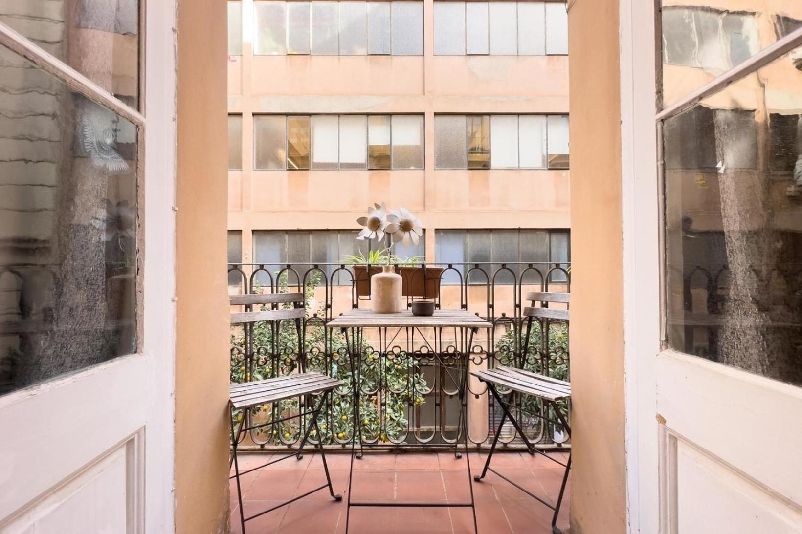 Apartment Fuer 4 Personen Ca 70 Qm In Barcelona-gracia, Costa Brava Costa Del Maresme *