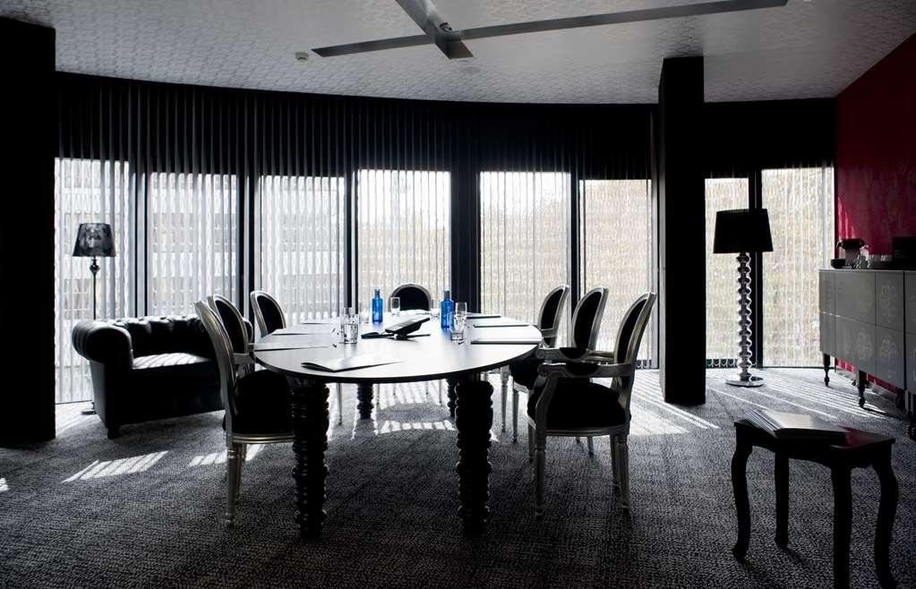 Hotel Barcelo Raval 4*
