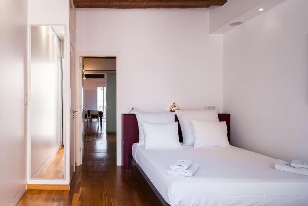 Moderno Y Autentico En El Corazon De Poble Sec Appartement Barcelona