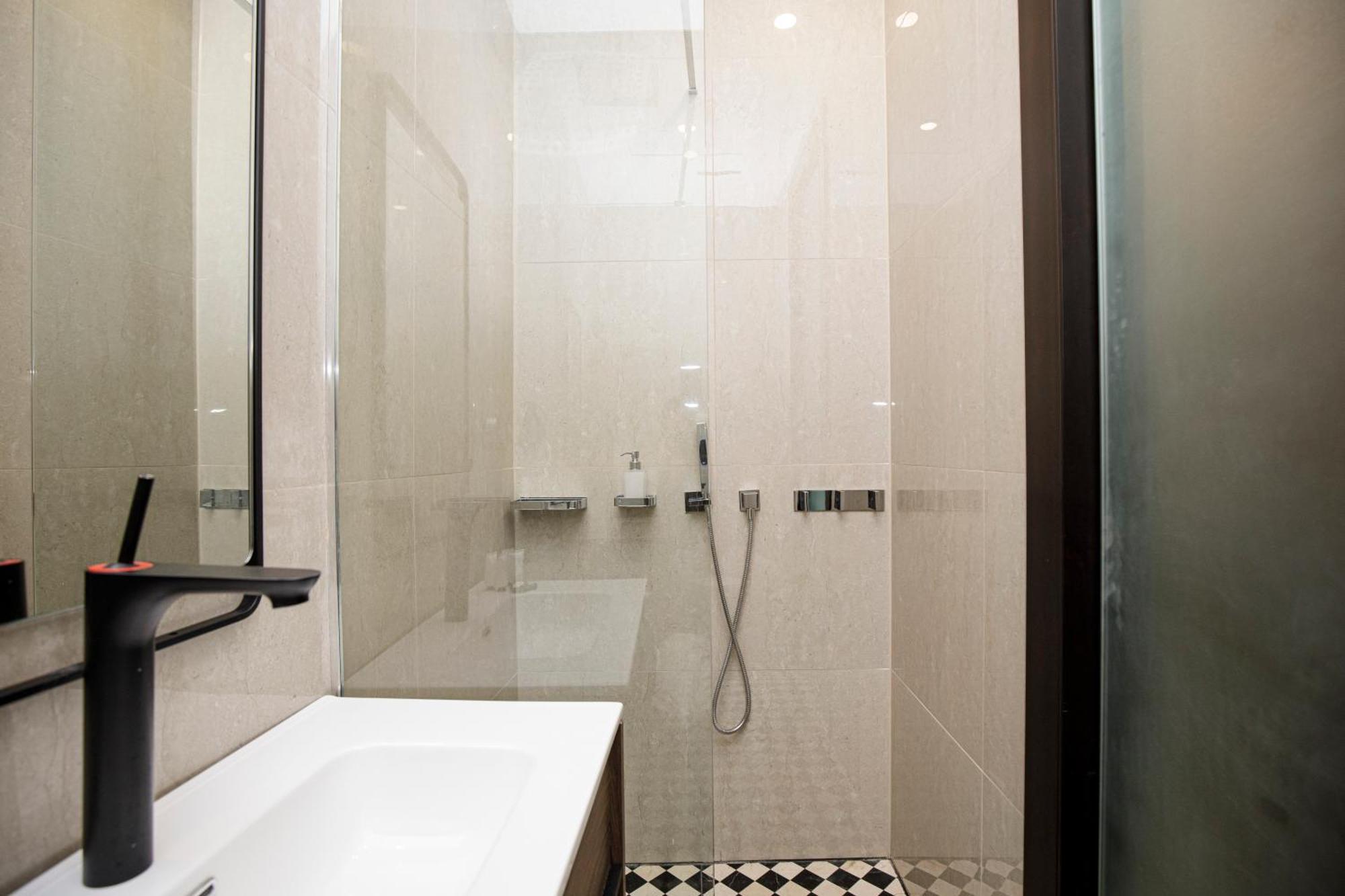 Apartamento Beautiful Cosy Modern ,19th Century Building *