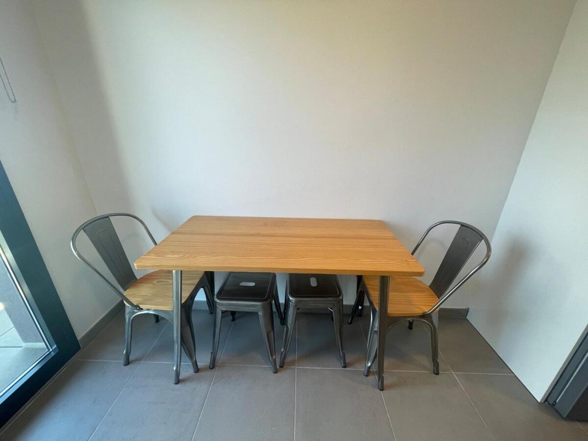 Apartamento Piso Luminoso En Hospitalet De Llobregat