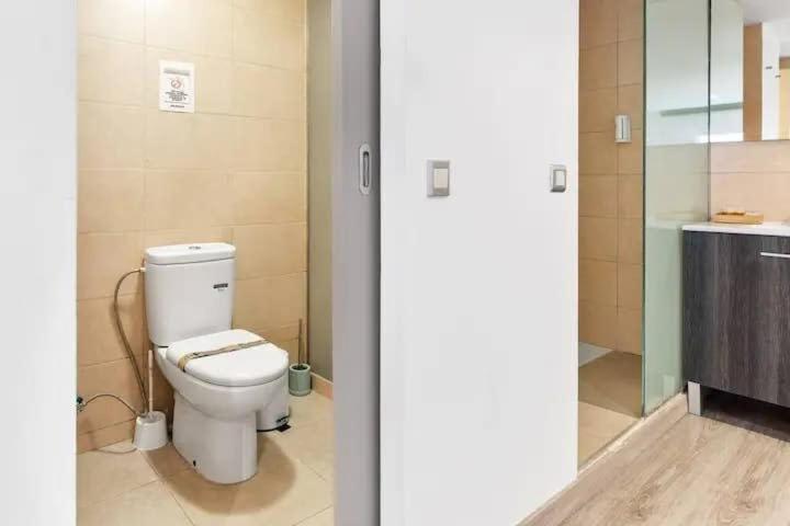 Apartment Huge Duplex With Private Garden Next To Ramblas