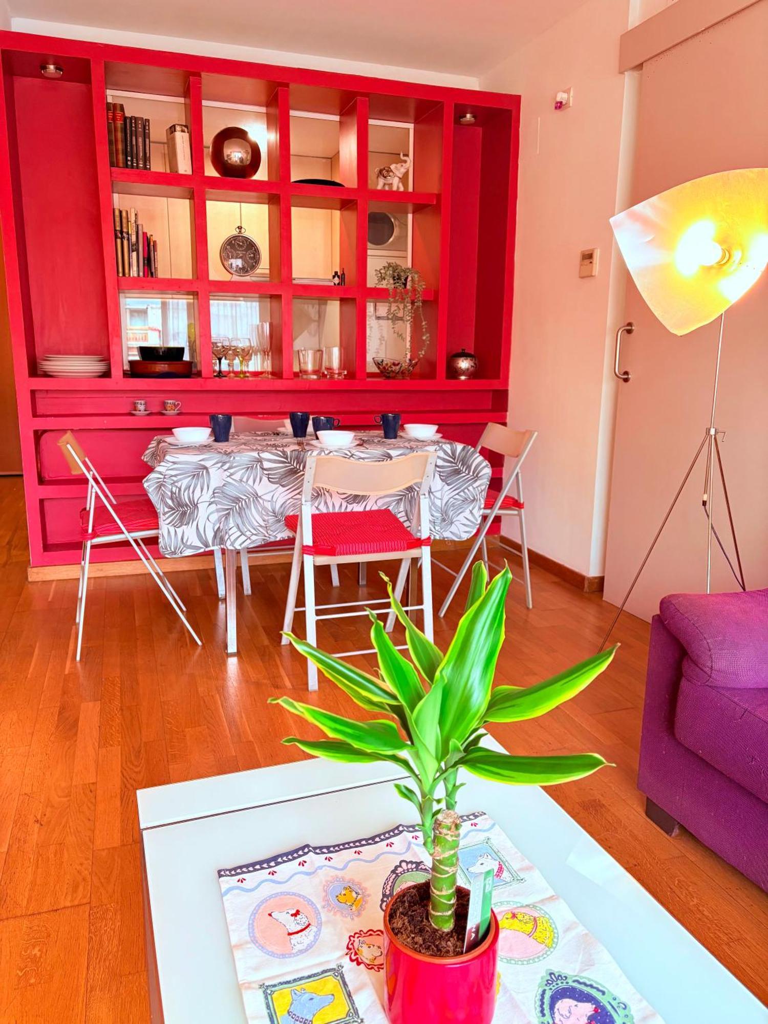 Stunning Flat For 5 People With Breakfast Included With Sagrada Familia Church View Barcelona