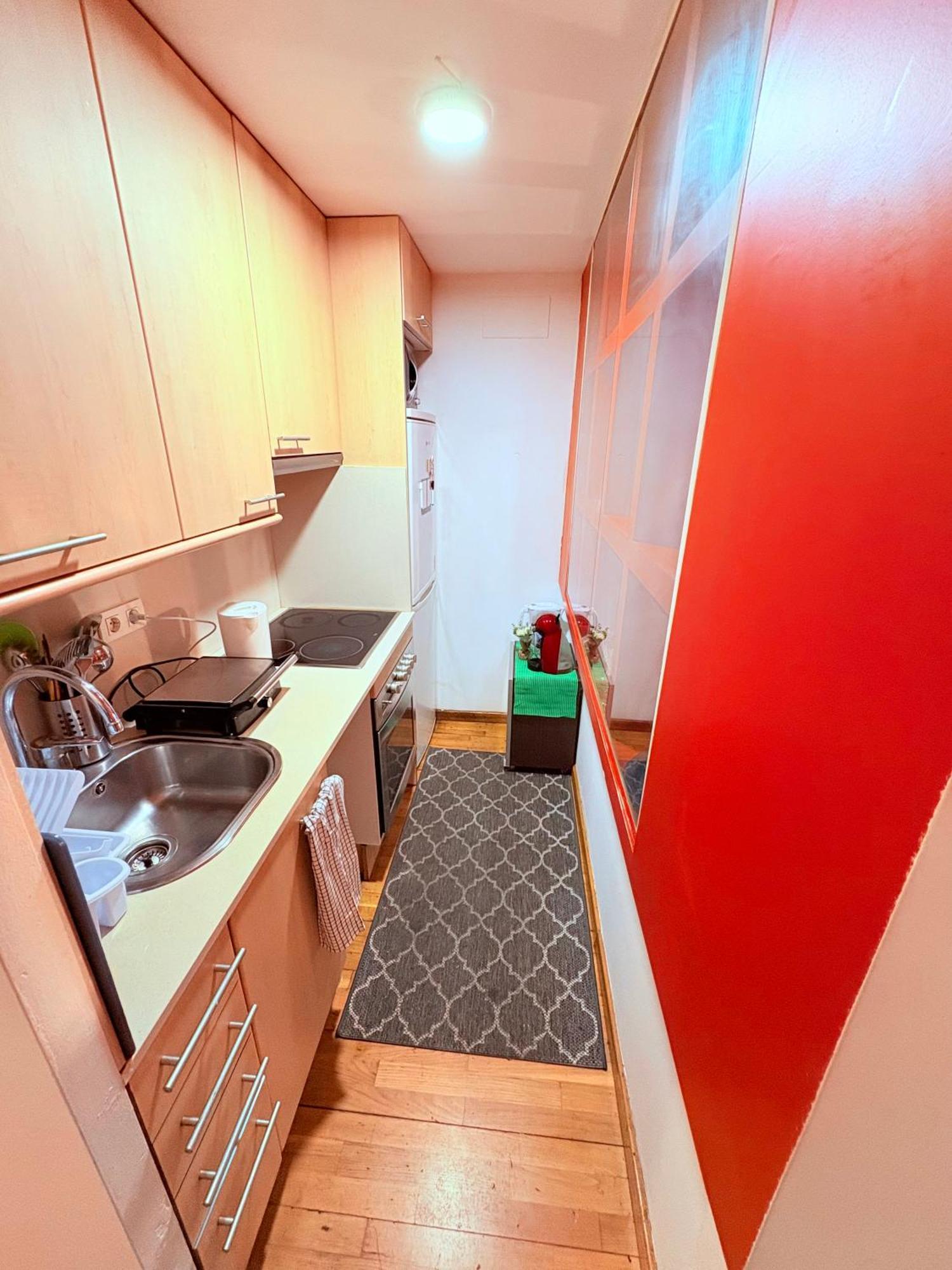 Apartment Stunning Flat For 5 People With Breakfast Included With Sagrada Familia Church View