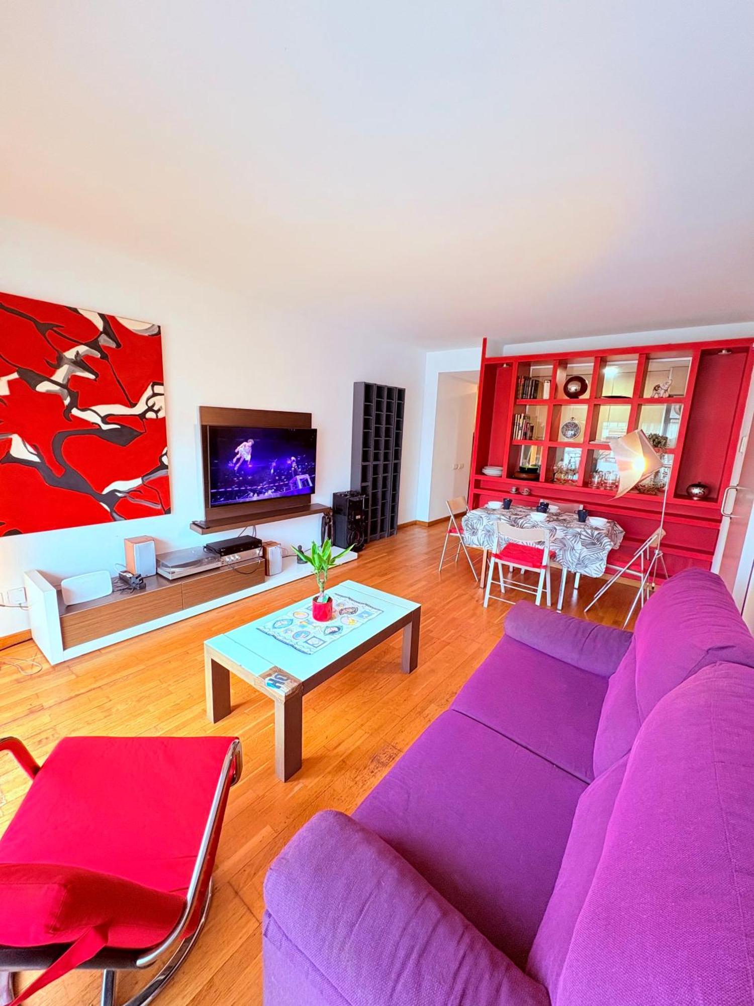 Apartment Stunning Flat For 5 People With Breakfast Included With Sagrada Familia Church View Barcelona