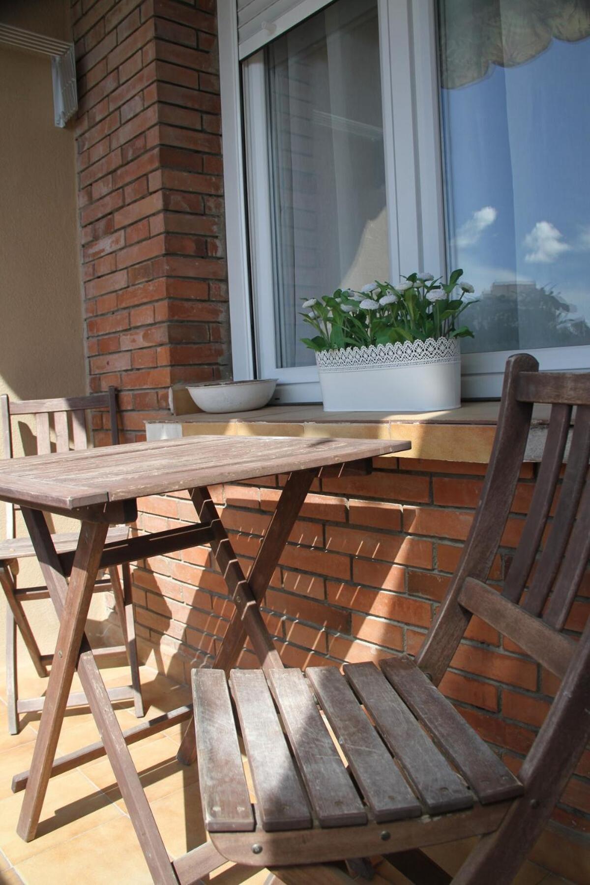 Nice, Cozy, Up To 6, Fcb Stadium, Free Parking Apartment