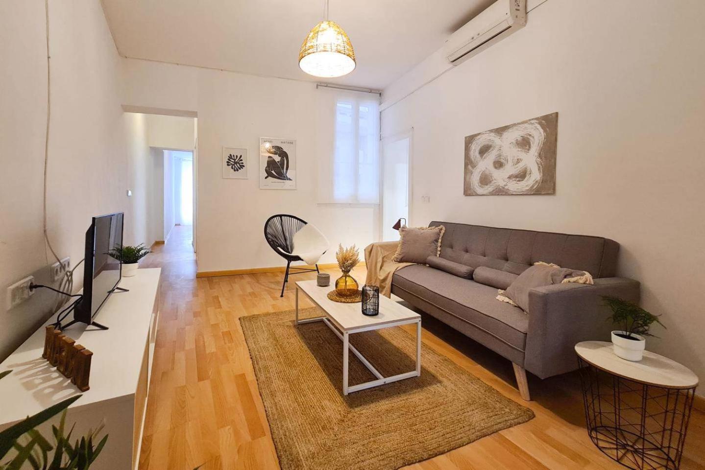 21ara1085- Fabulous 4br In Ciutat Vella Apartment *