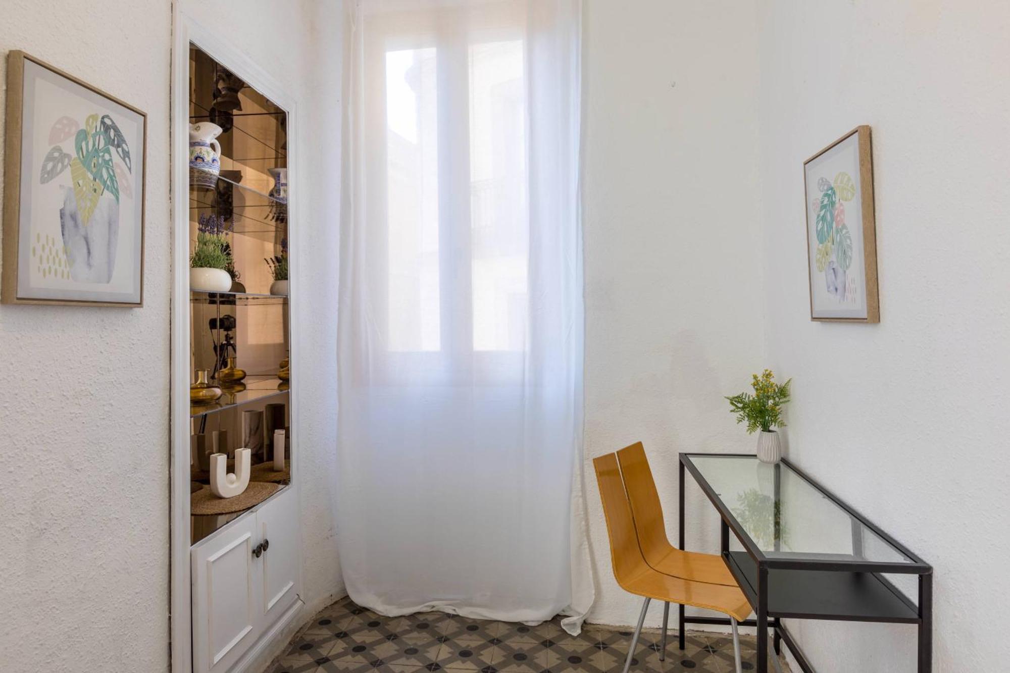 Apartment 22ara1051- 4br Flat In The Center Barcelona