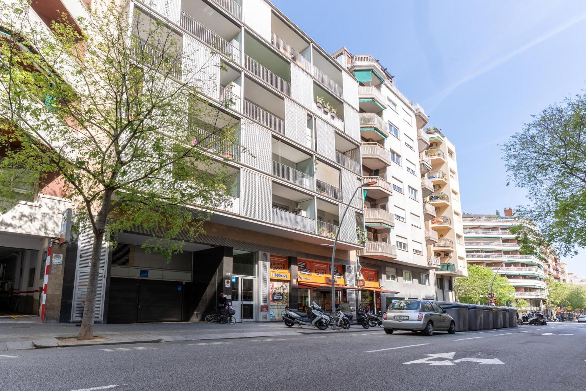 Lovely Sagrada Familia Apartment *