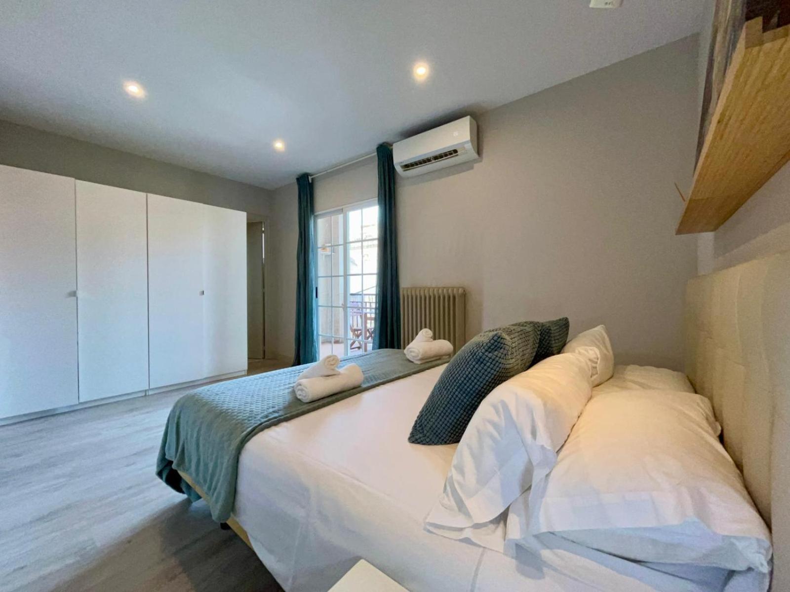 Apartment Barcelonaforrent Urban Town Suites *