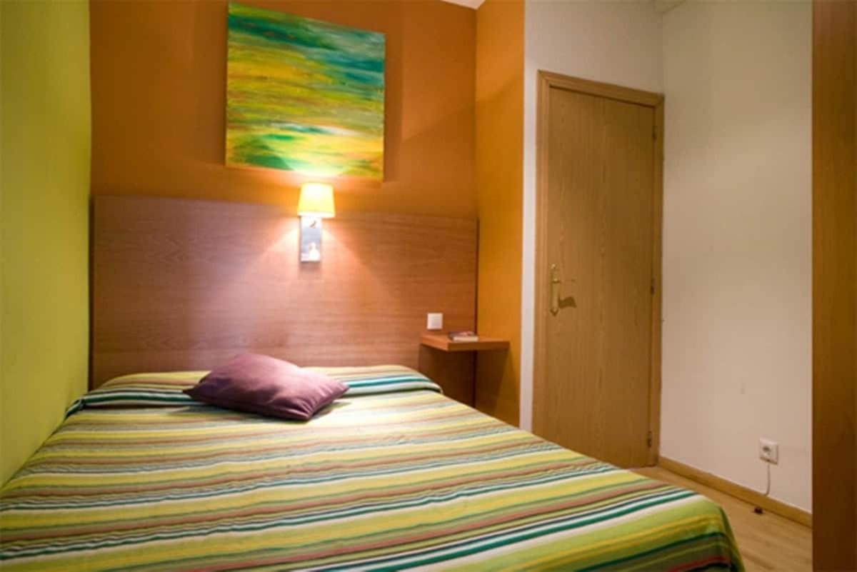 Three Bedrooms Bright Center