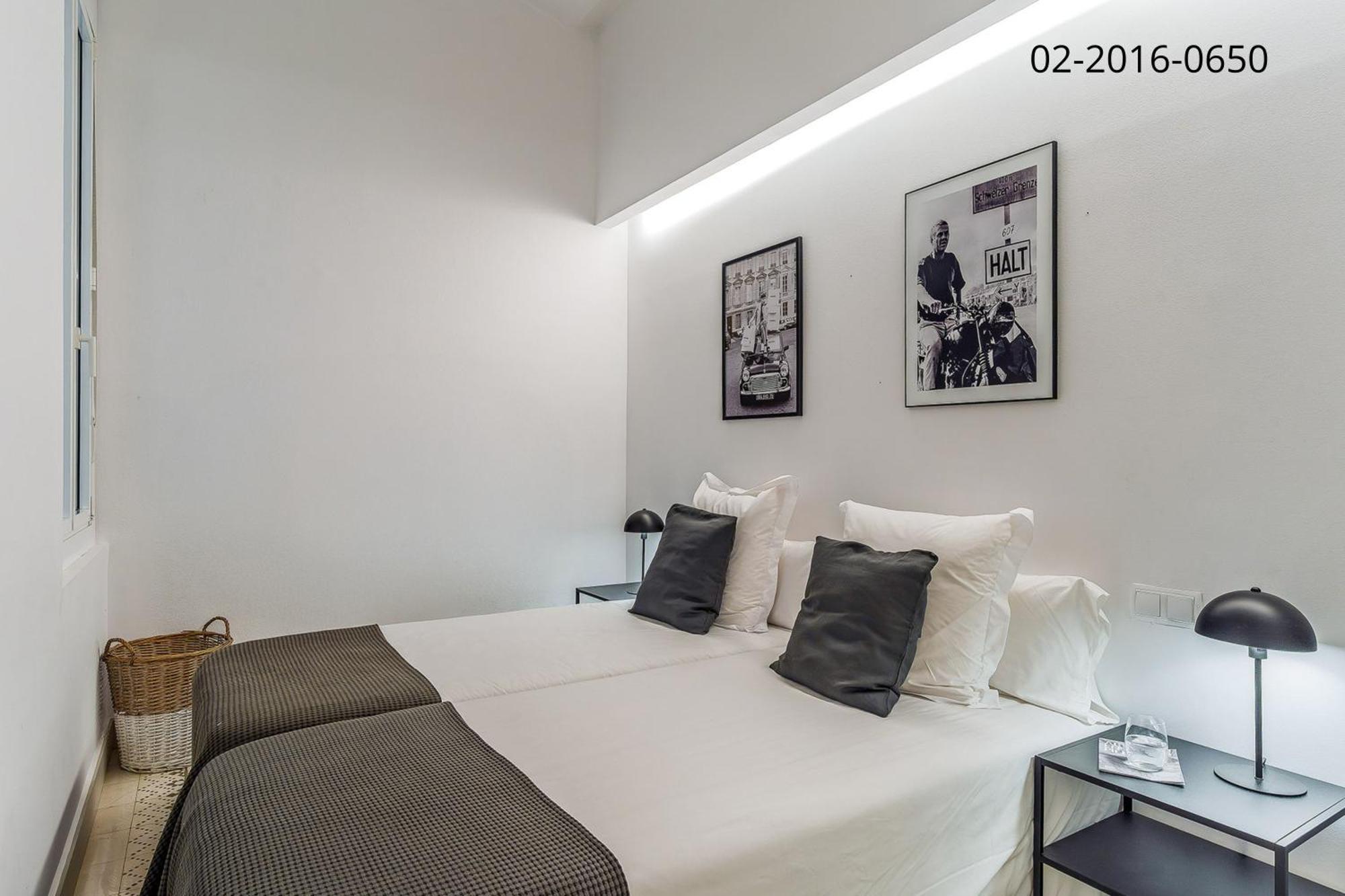 Ab Eixample Calabria Apartment *