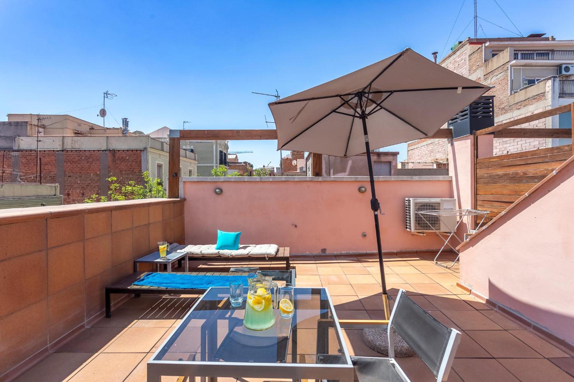 My Space Emirates - Bright In Gracia With Shared Pool Apartment Barcelona