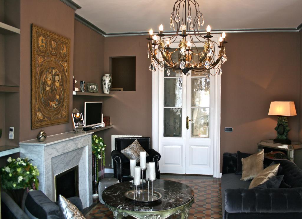 Apartment Center