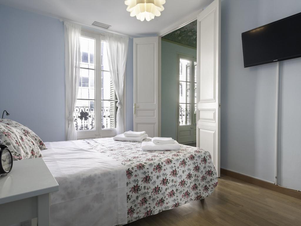 Belvilla By Oyo Rambla Paris Apartment
