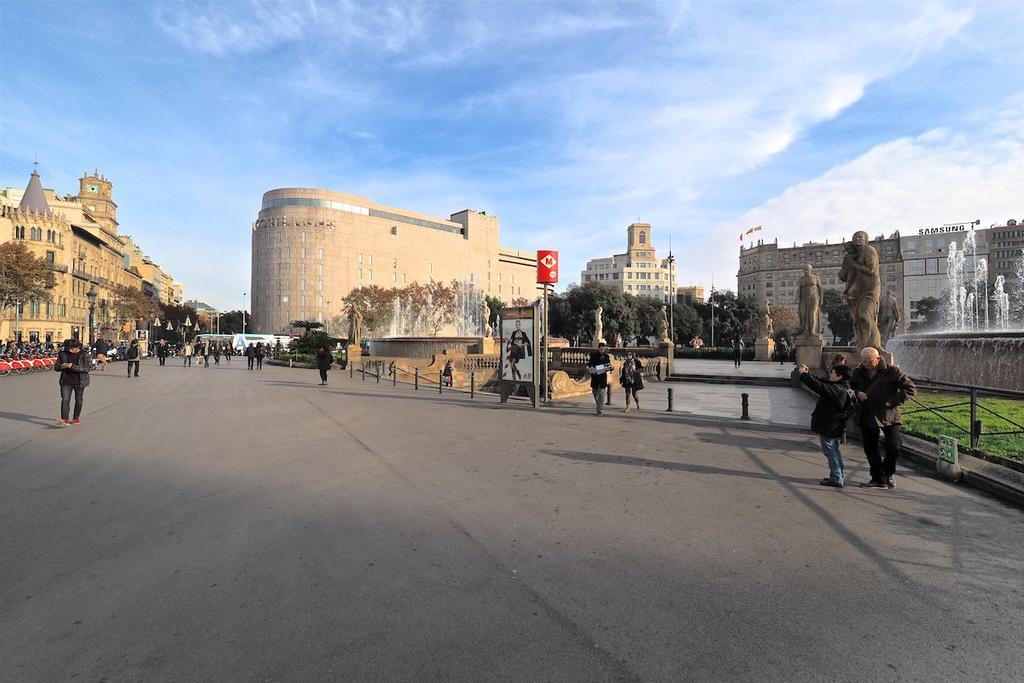 Plaza Catalunya Apart *