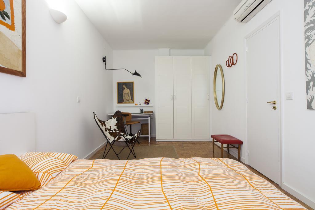 Eixample Hospital Clinic Apartment Barcelona