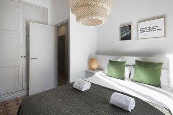 Nextdoor Miro Barcelona