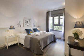 Nextdoor Miro * Barcelona