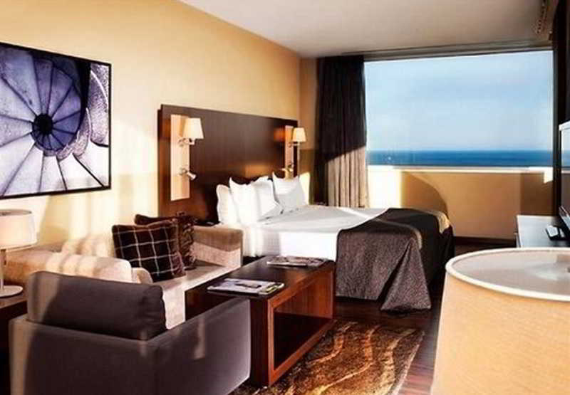 Hotel Ac Forum By Marriott 4*