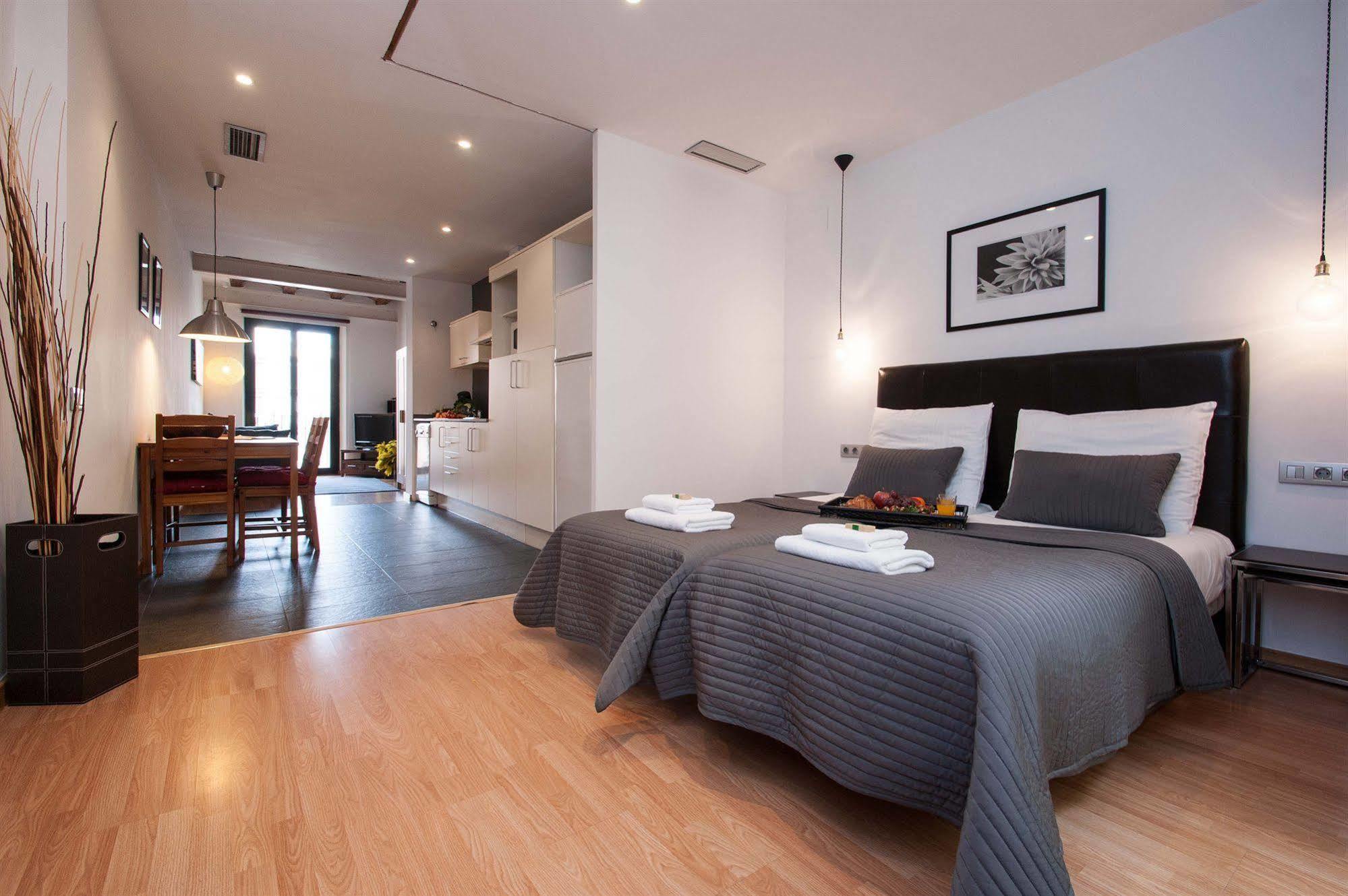 Appartement Short Group Liceu Serviced Barcelona