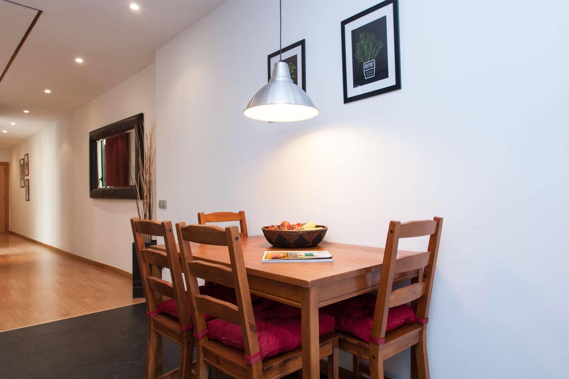 Short Group Liceu Serviced Appartement Barcelona