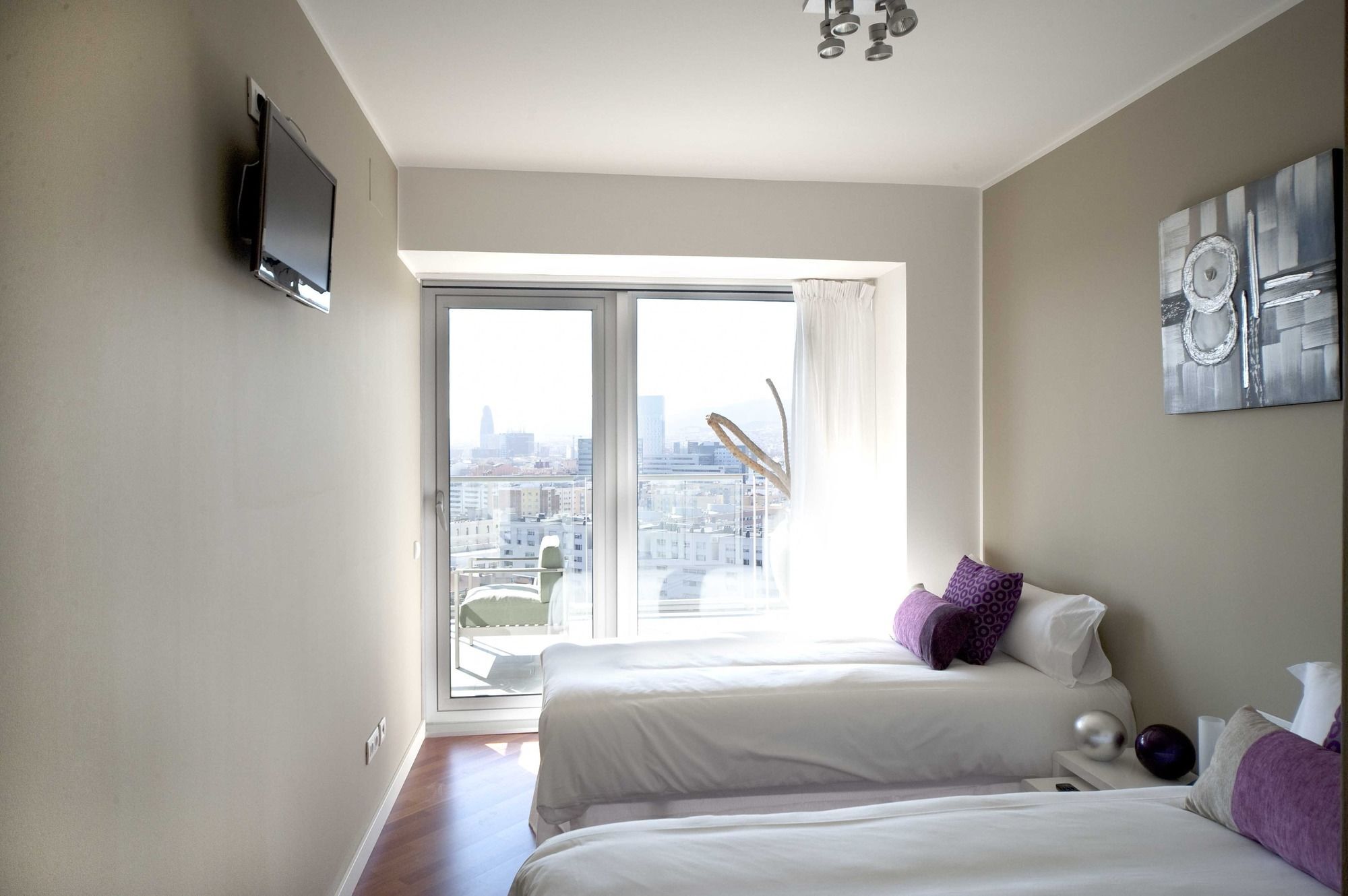 Stylish Apartment *