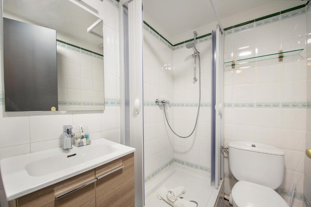 Apartment Aqua Apartment By Olala Homes