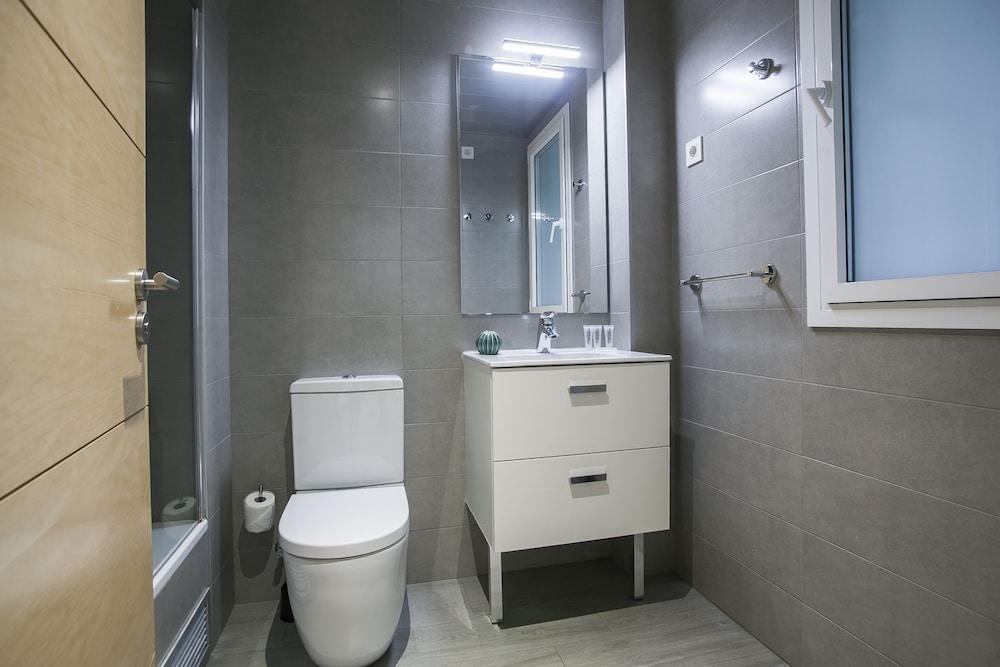 Gaudi Flats Apartment