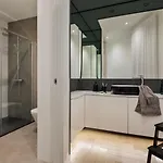Mavi - 2 Bedrooms And Balcony In Eixample Dreta