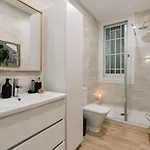 Baia - Studio And Balcony In Eixample Esquerra
