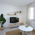 Luminescent Valencia Apartment