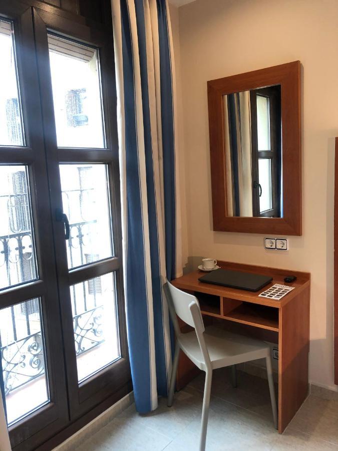 Canton Hotel
