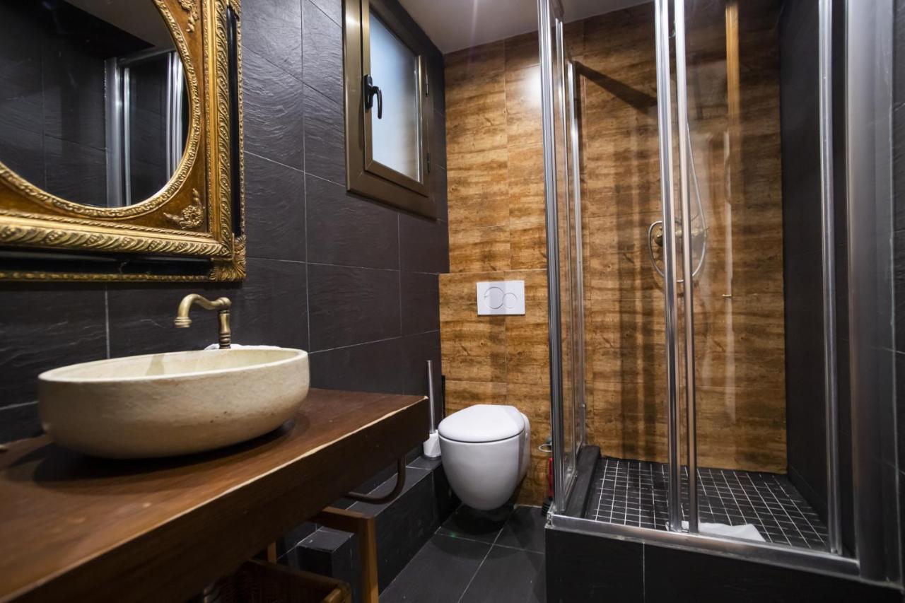 11llan345 Spacious In Plaza Espanya Apartment