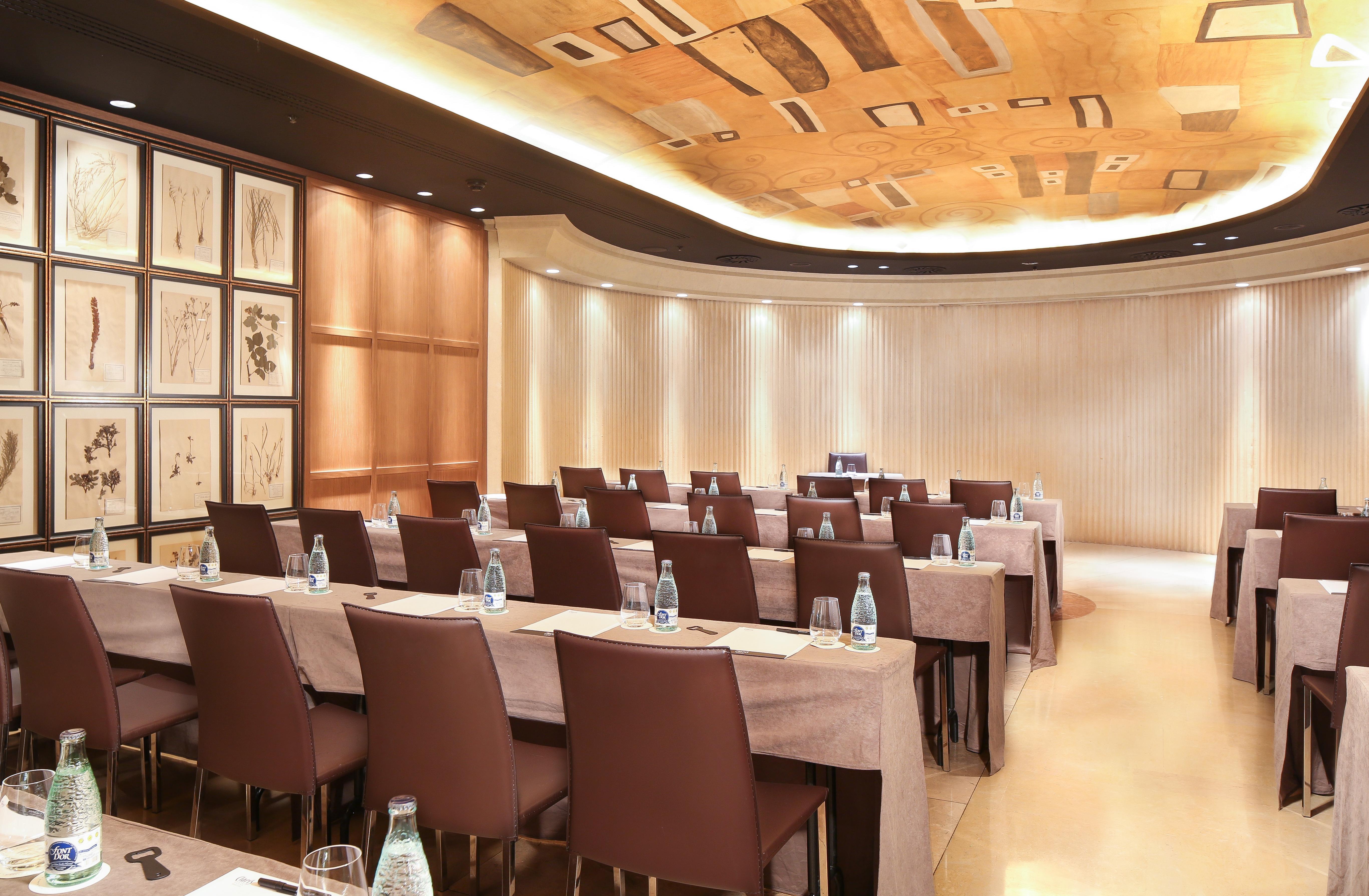 Claris & Gl, A Small Luxury Of The World Hotel 5*