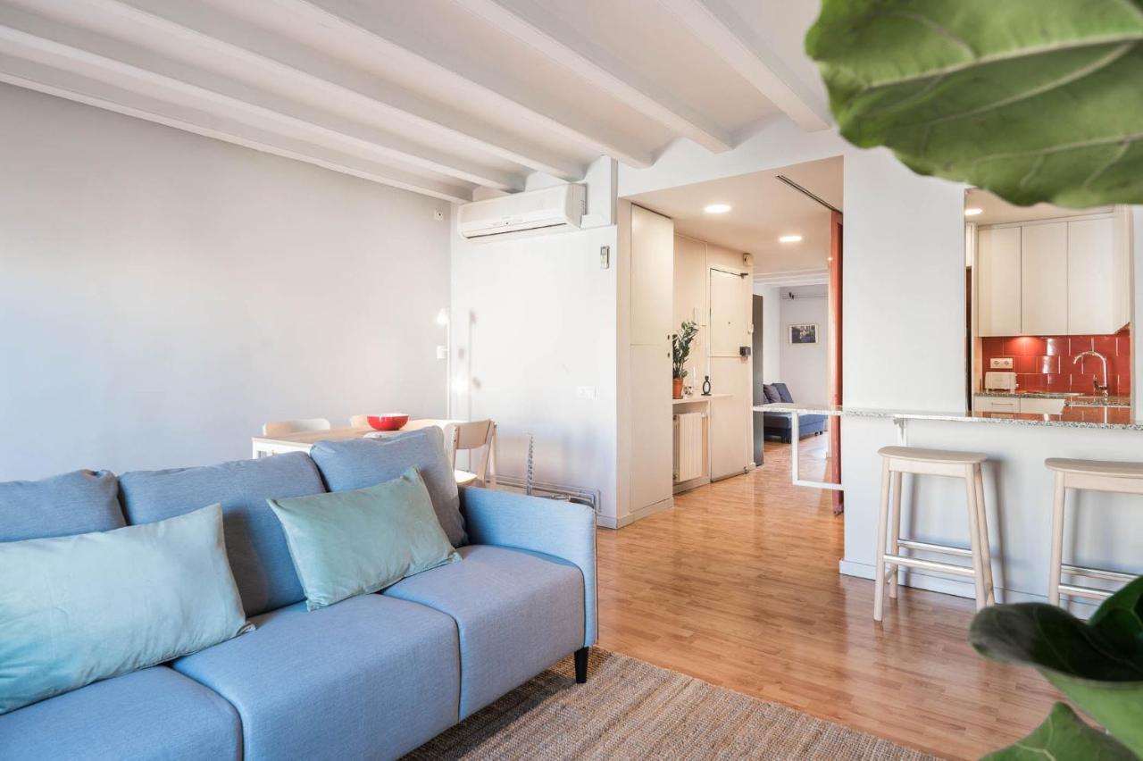 Fall In With Bcn In The Location Apartment *