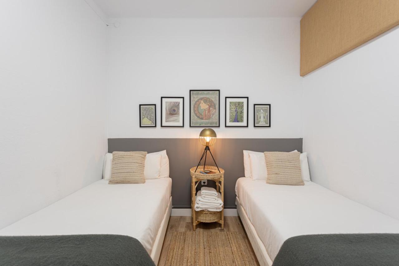 Stylish 3 Bedroom Apartment Barcelona