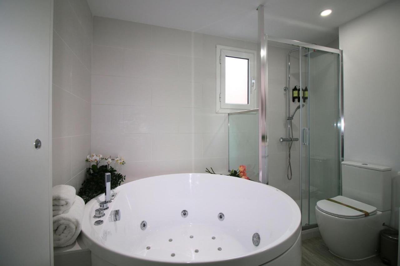 Luxurius For 4 People With Jacuzzi Apartamento
