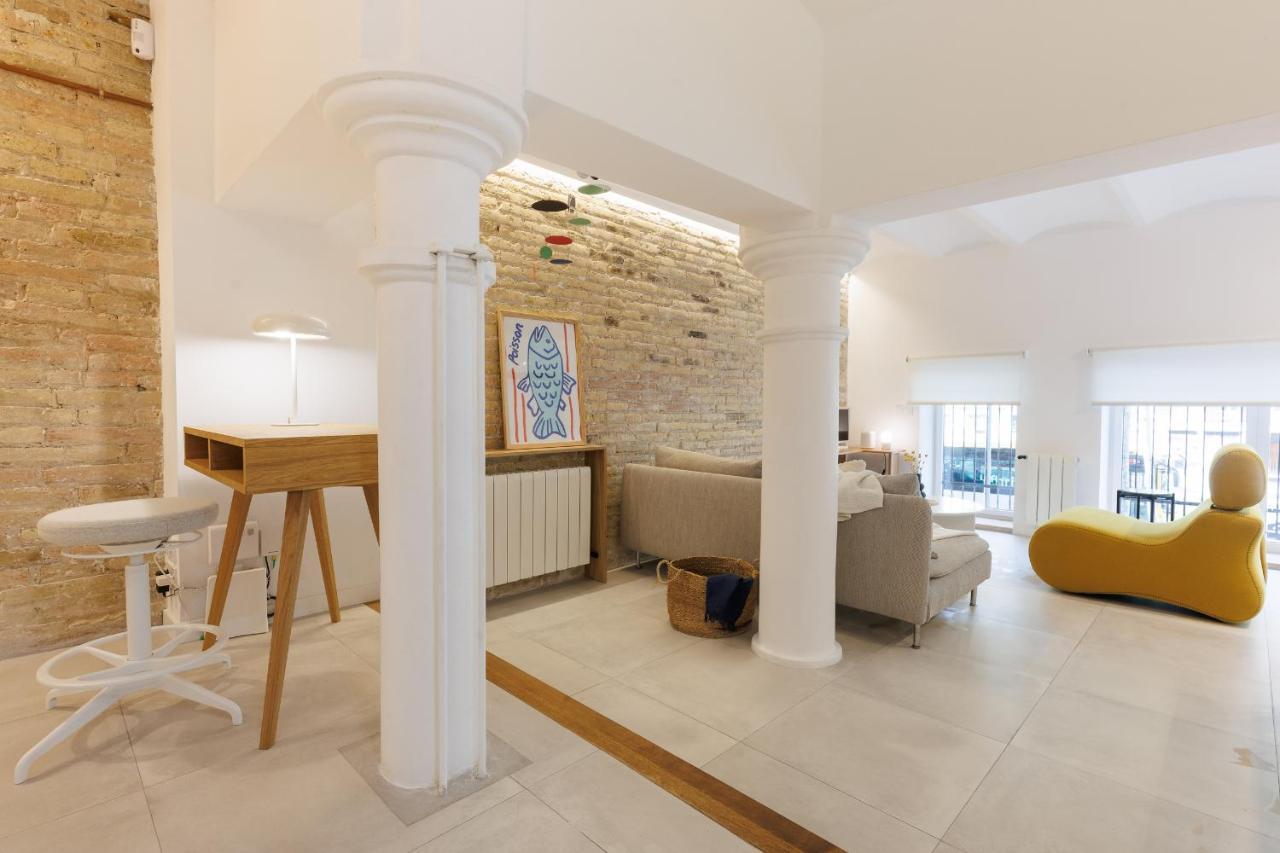 Stylish Near Placa Espana Apartment Barcelona