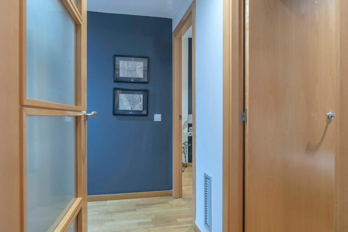 Modern And Bright In Eixample 2-2 Apartamento *