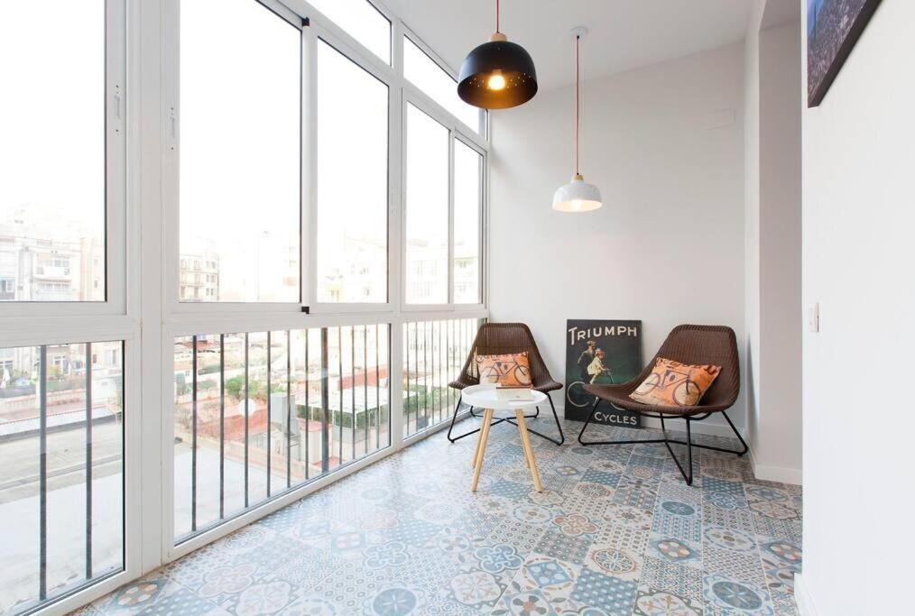 Apartment Perfectly Located 4bed 4bath In Eixample