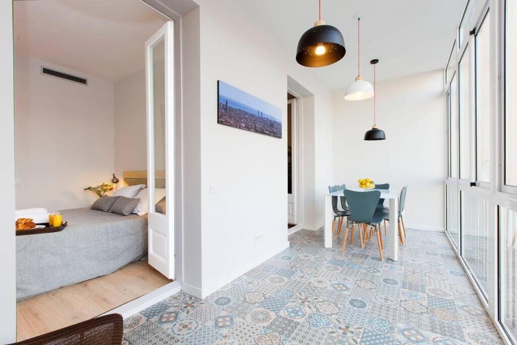 Perfectly Located 4bed 4bath In Eixample Barcelona