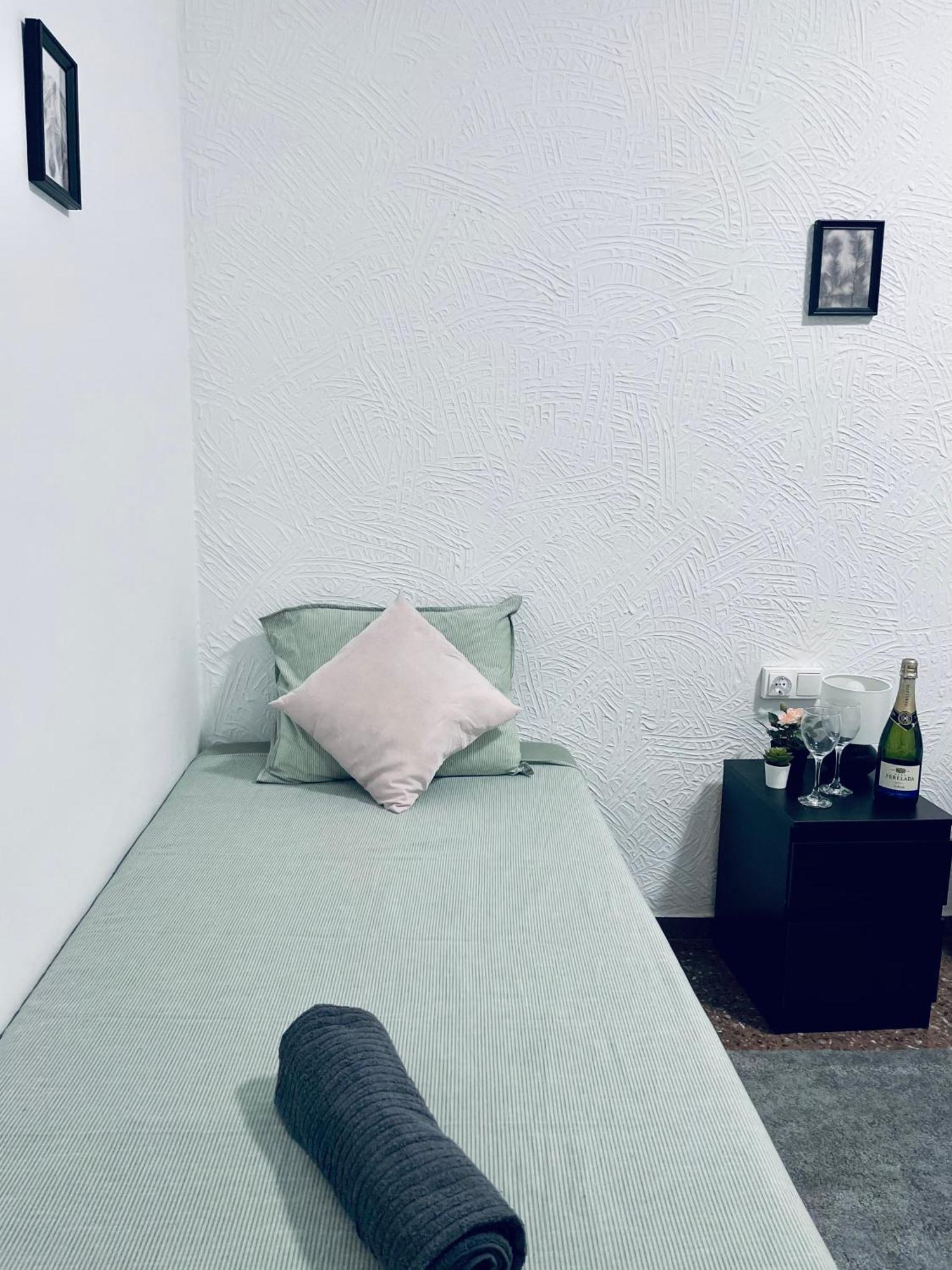 Sardenya 4 Bed & Breakfast
