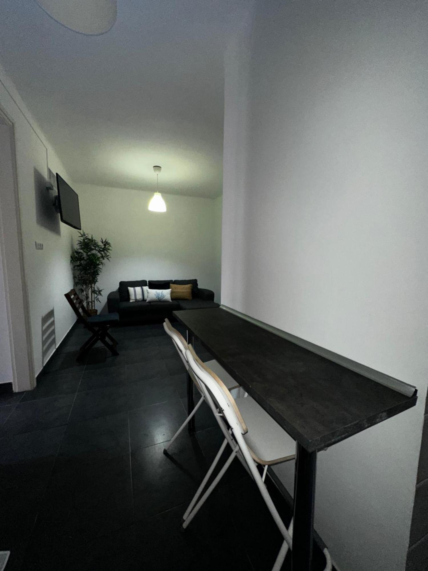 Near Ramblas - Only For Over 32 Days Apartment Barcelona