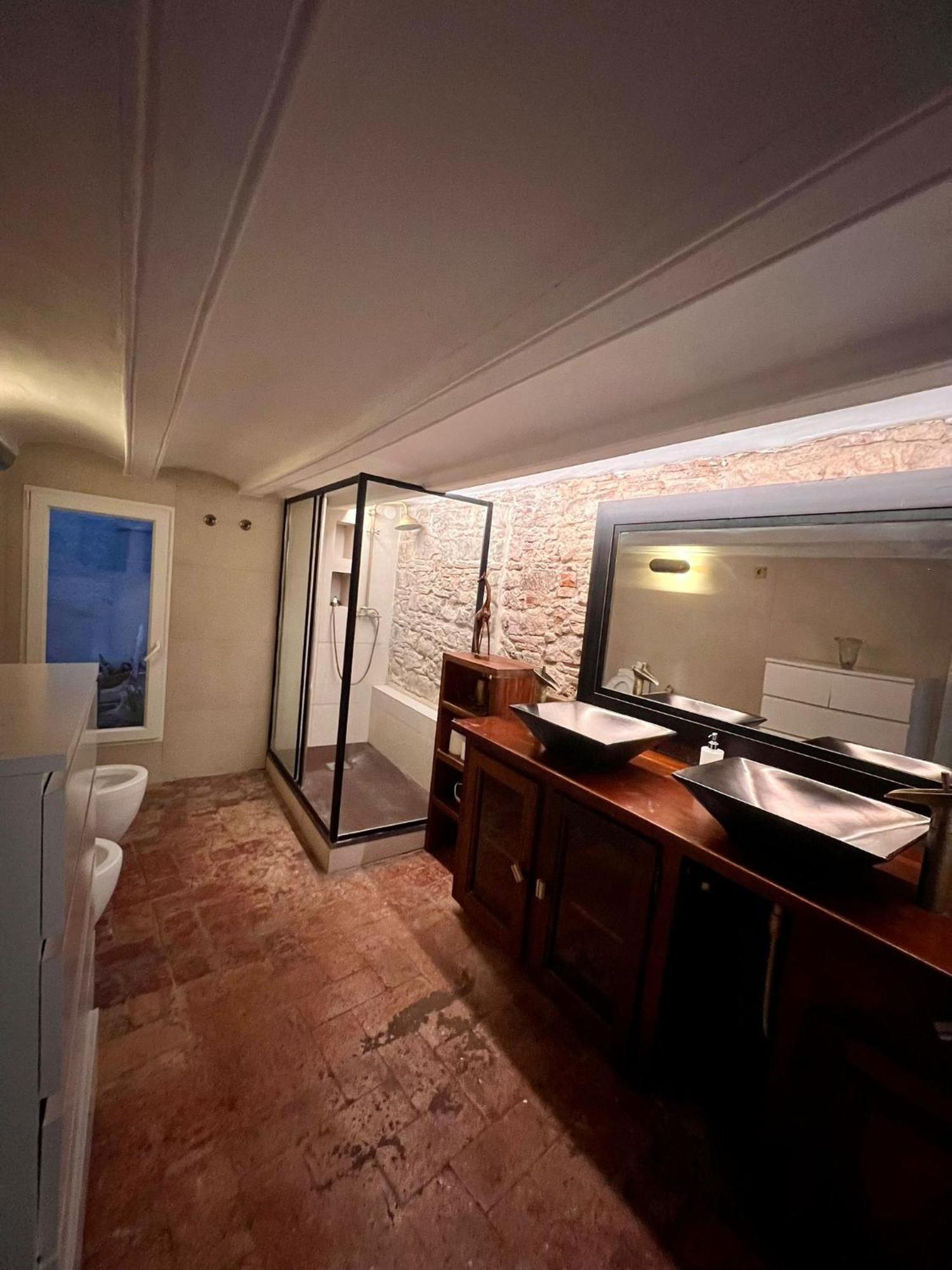 Guest house Habitacion Con Bano Privado En La Rambla Barcelona