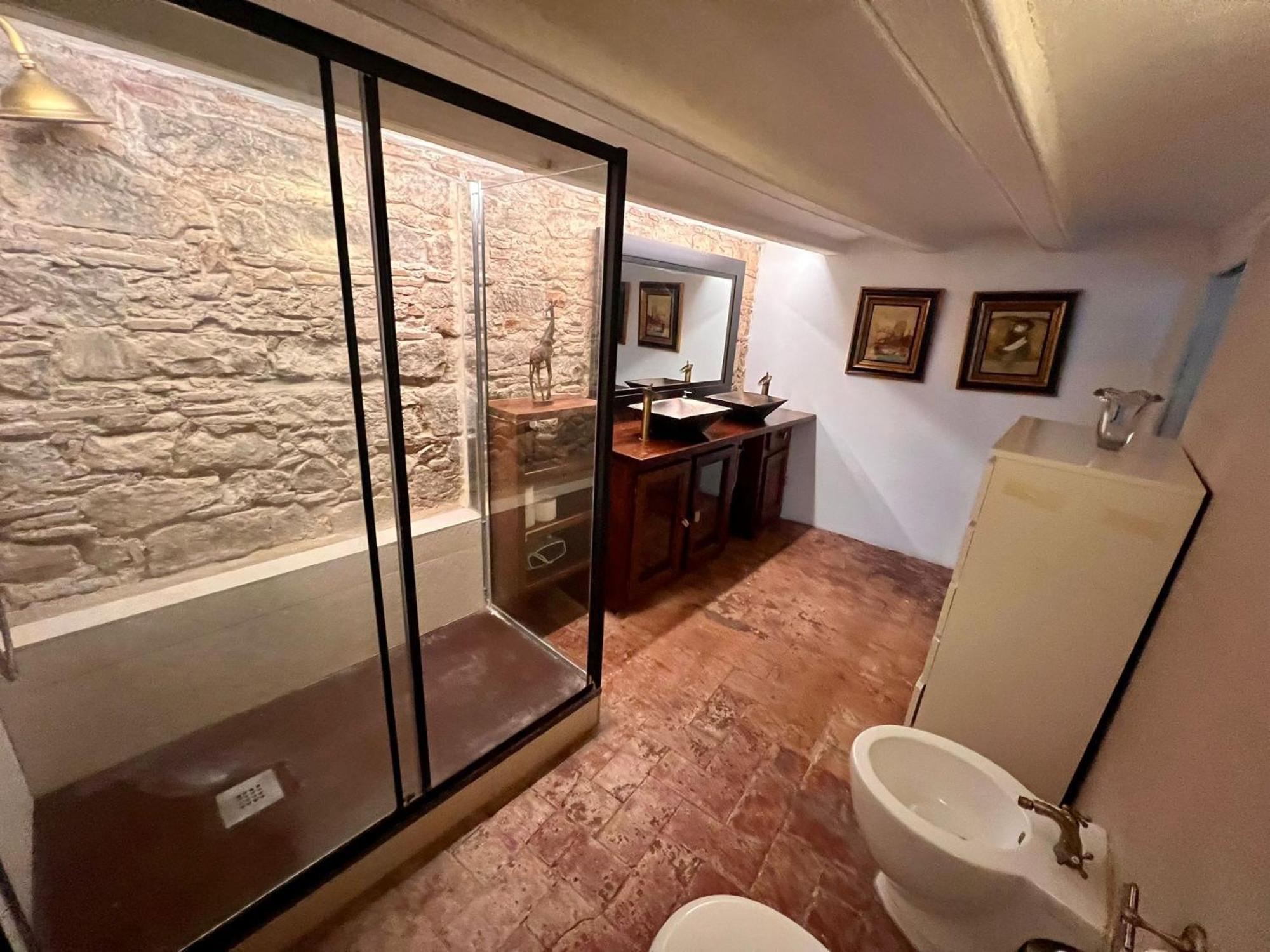 Guest house Habitacion Con Bano Privado En La Rambla Barcelona