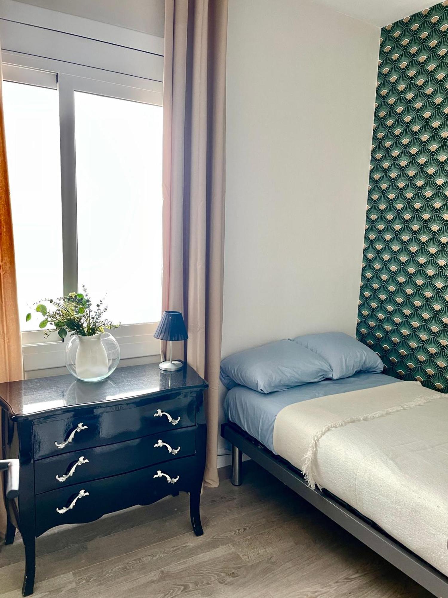 Spacious Penthouse With Big Private Terrace & View Apartment Barcelona